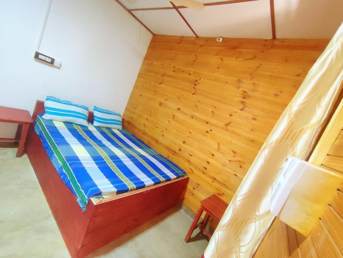 Walkers Hostel Trincomalee Exterior foto